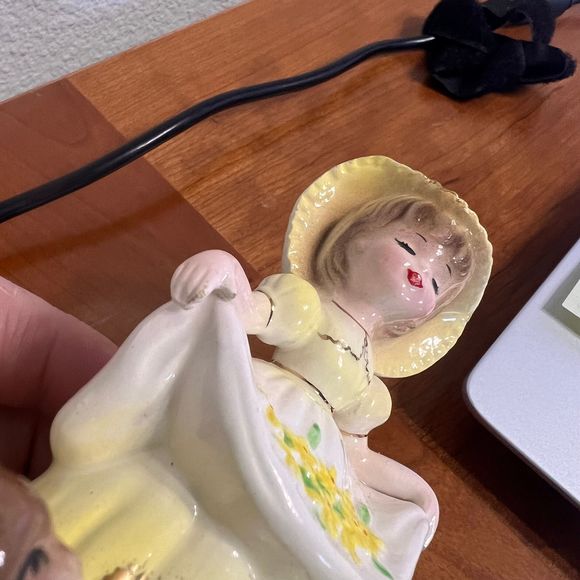 Josef Originals Vintage Colonial Days Girl Series, Girl and Dog Figurine - Picture 10 of 10